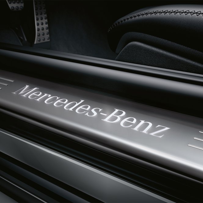 Mercedes-Benz  Mercedes-Benz beleuchtete Einstiegsleisten, 2er